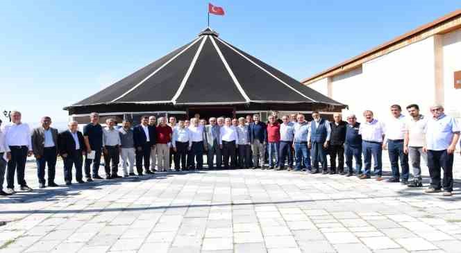 yesilyurt-ta-muhtarlarla-istisare-toplantisi