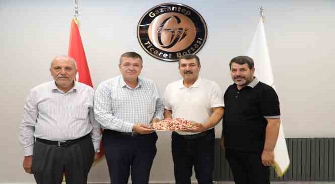 Yılın ilk Antep fıstığına GTB ’den ödül
