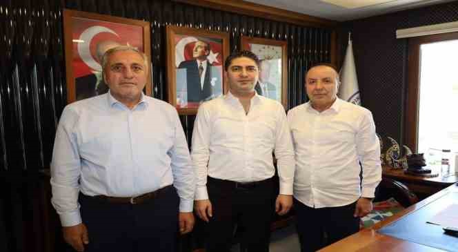 MHP ’li Özdemir ve İl Teşkilatı ’ndan Pınarbaşı ’na Ziyaret
