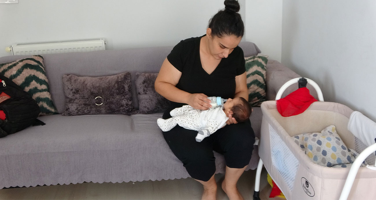 Sağlık ekibi güvenini yerine getirdi, bebeği depremde doğdu Sağlık ekibi güvenini yerine getirdi, bebeği depremde doğdu