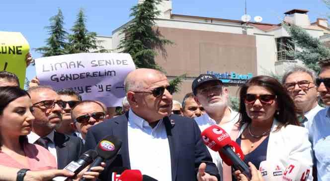 Ümit Özdağ: “Akbelen ’de bir doğa katliamı yaşandı ve yaşanıyor” Ümit Özdağ: “Akbelen ’de bir doğa katliamı yaşandı ve yaşanıyor”