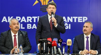 Adalet Bakanı Yılmaz Tunç, AK Parti Teşkilatıyla buluştu