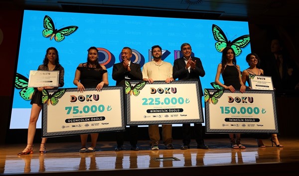 Doku Kumaş Tasarım Yarışması’nda ödüller sahiplerini buldu