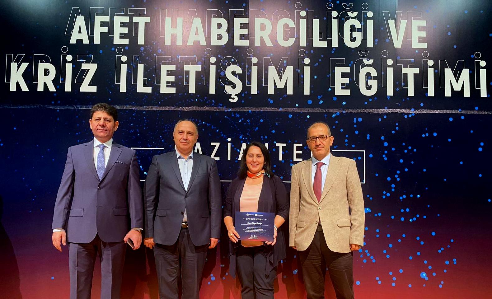 Gaziantep'te "Afet Haberciliği ve Kriz İletişimi Eğitimi" düzenlendi Gaziantep'te "Afet Haberciliği ve Kriz İletişimi Eğitimi" düzenlendi