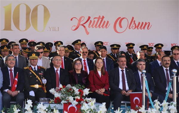 Gaziantep'te Cumhuriyetin 100. yıl kutlamaları coşkuyla devam ediyor 