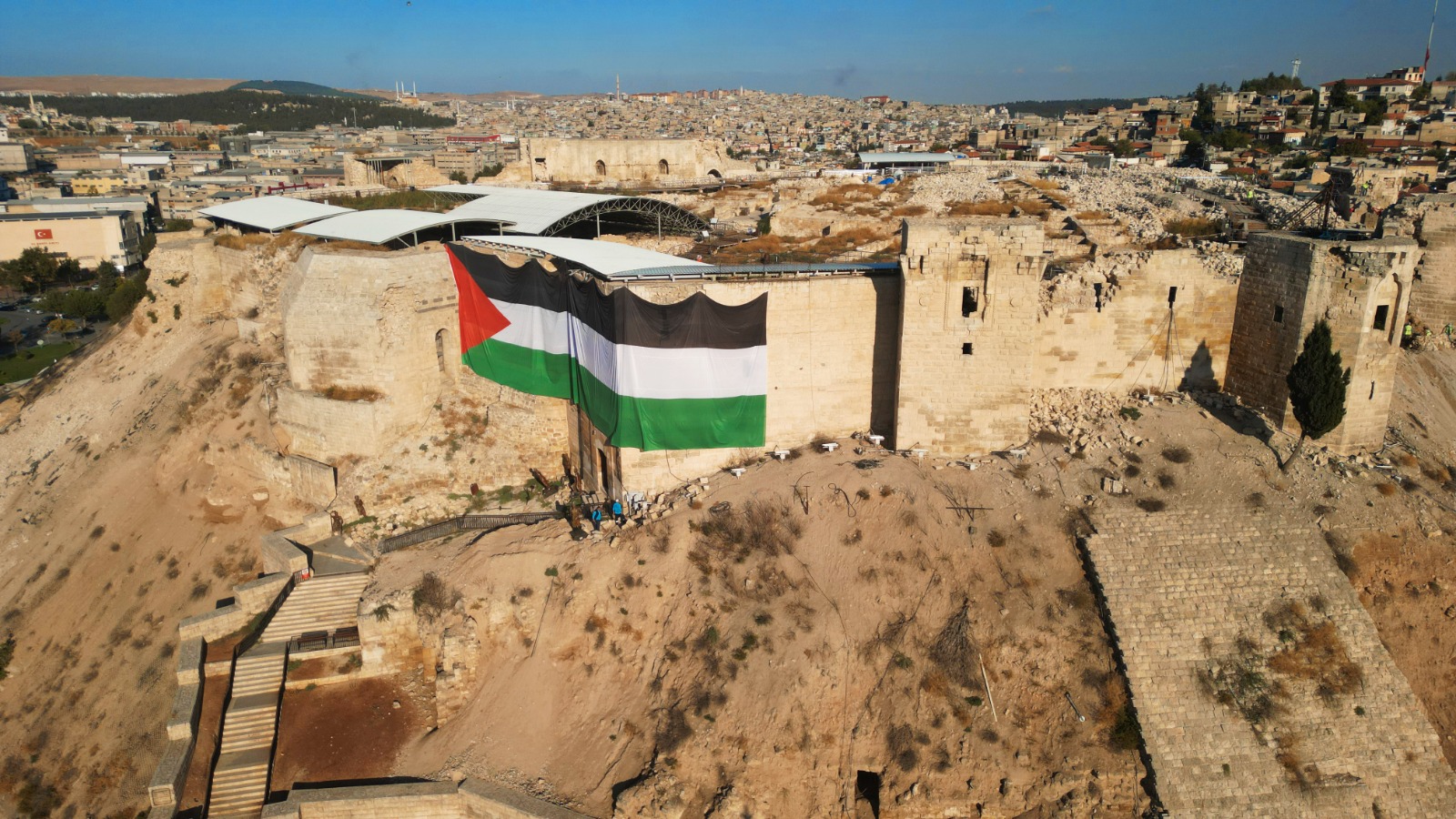 Gaziantep Kalesi'nde Filistin Bayrağı
