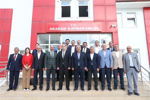 Murat Çetin'e, Yavuzeli ve Araban’da yoğun ilgi Murat Çetin'e, Yavuzeli ve Araban’da yoğun ilgi