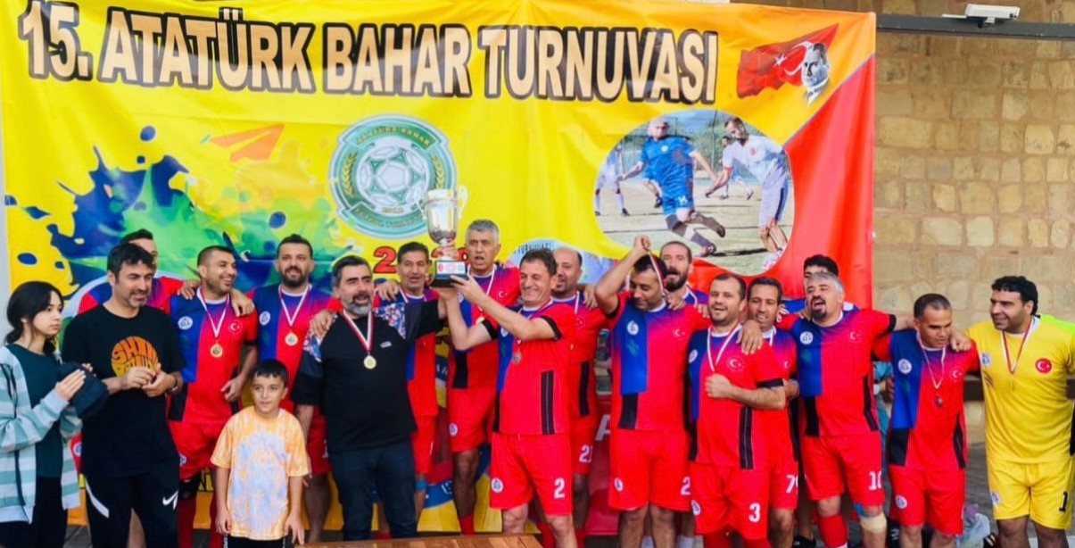 FC Sporland Futbol Kulübü Master Ekibi Şampiyon Oldu