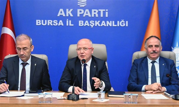 AK Parti'de belediye başkanlığı ve meclis üyelikleri için başvurular başladı