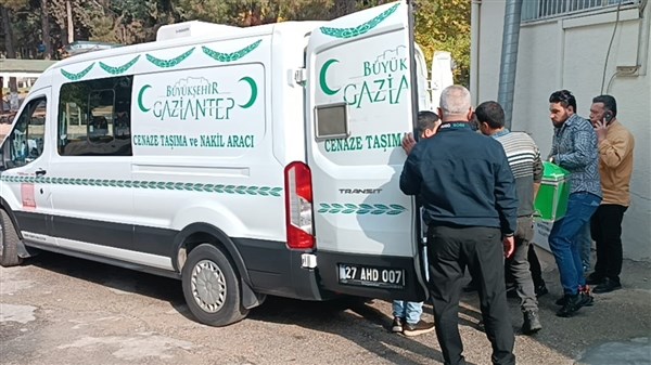 Gaziantep'te meydan gelen feci kazada 2 kişi hayatını kaybetti