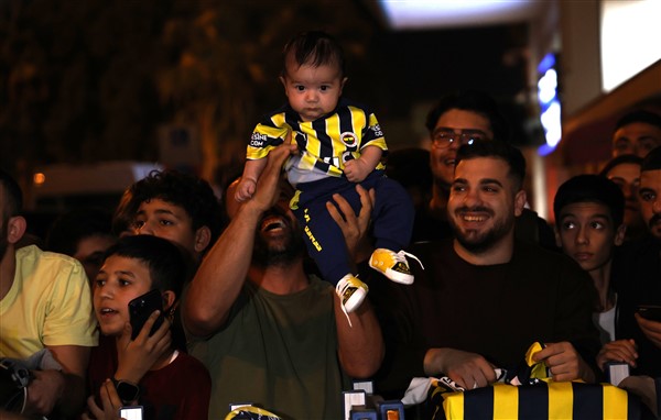 Fenerbahçe kafilesi Adana'da