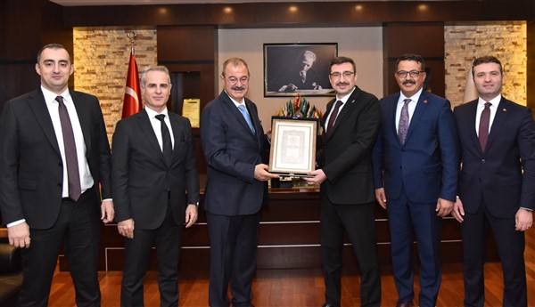 SPK Başkanı İbrahim Ömer Gönül’den GSO’ya ziyaret