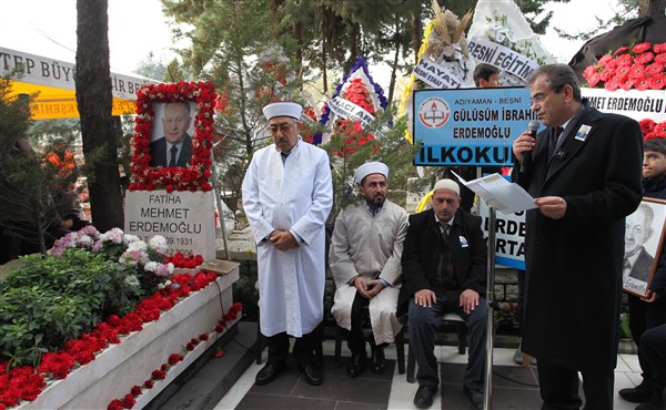 Mehmet Erdemoğlu ölümünün 17. yılında mezarı başında anıldı