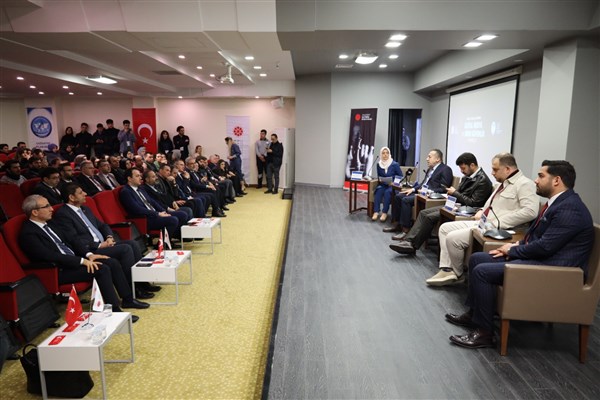 GİBTÜ'da, Yapay Zeka Çağında: ""Dijital Medya ve Siber Güvenlik Paneli” düzenlendi