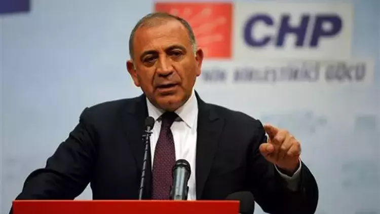 Gürsel Tekin CHP'den istifa etti