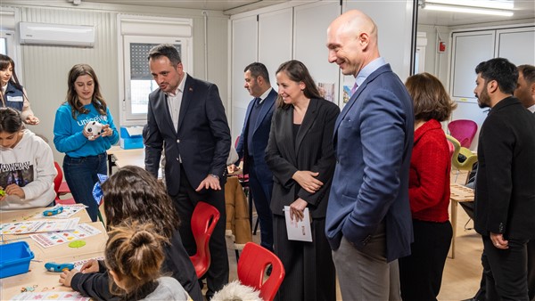 Gençlik ve Spor Bakanlığı, UNICEF ve Netflix depremin 1. yılında Genç Alan'da