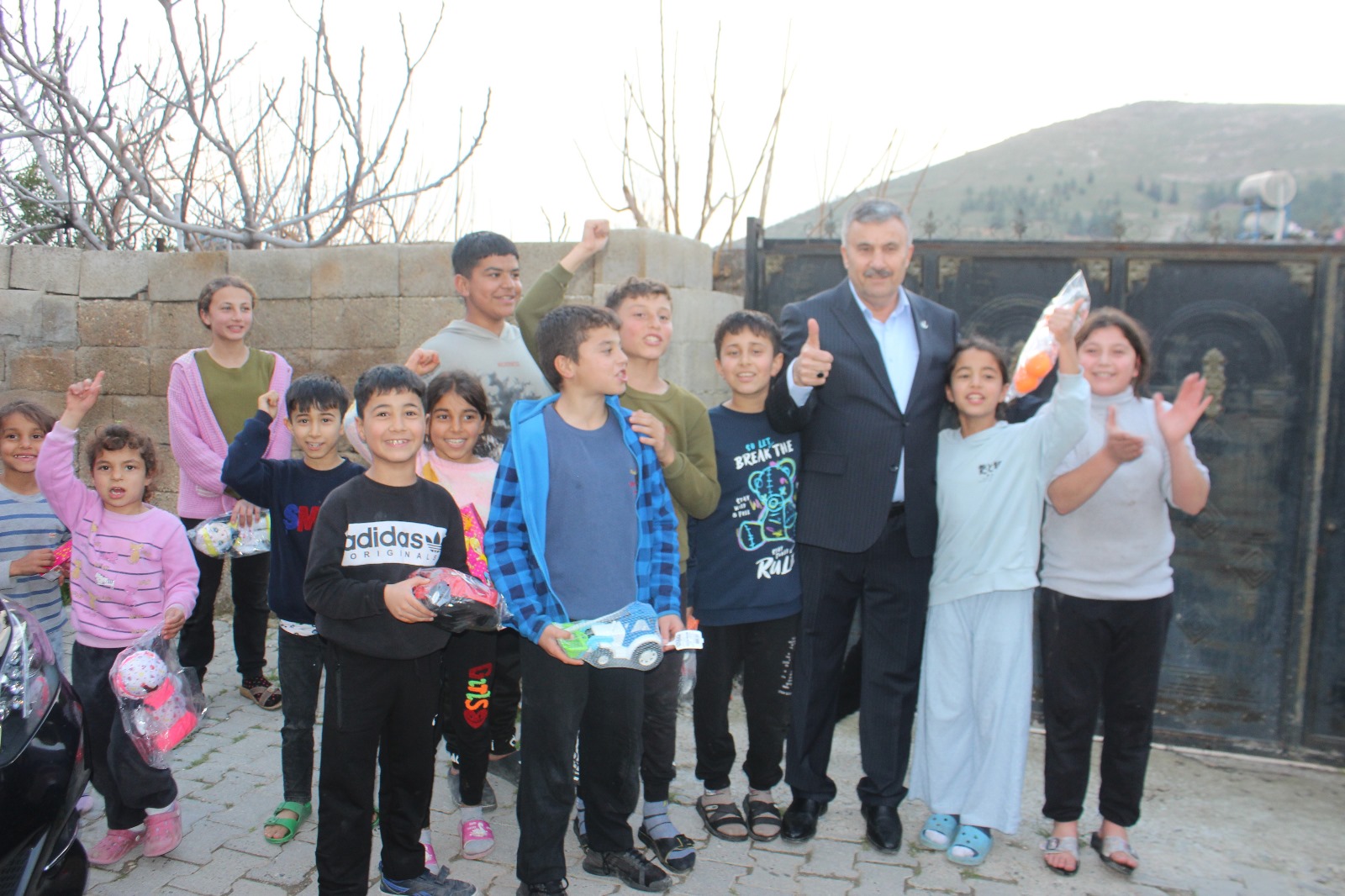 Nihat Arslan, "Halfeti'ye sadaka değil, İstihdam vaat ediyoruz"