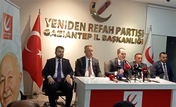 Fatih Erbakan Gaziantep'te konuştu: "94 ruhuyla geliyoruz"