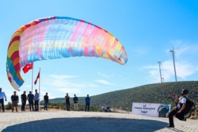 Gaziantep'te ilk Yamaç Paraşütü Festivali başladı