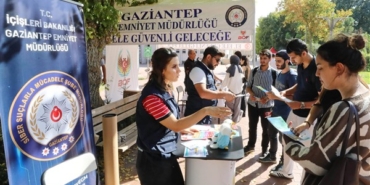 Gaziantep İl Emniyet Müdürlüğü, GAÜN Kampüsünde Öğrencileri Bilgilendirdi