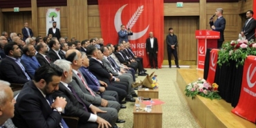 Yeniden Refah’ta kongre rüzgârı sürüyor