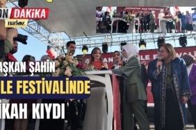 Başkan Şahin, Aile Festivali'nde Nikahlarını Kıydı