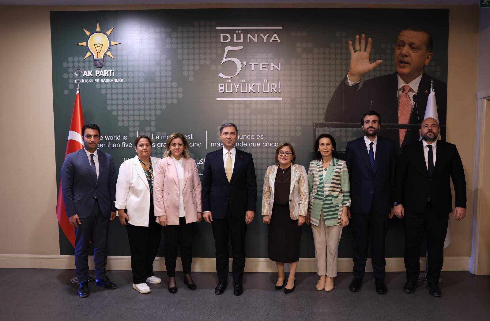 Fatma Şahin’den Zafer Sırakaya’ya Ziyaret