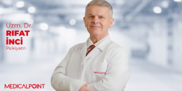 Gülüyorsun Ama Mutlu Değil misin