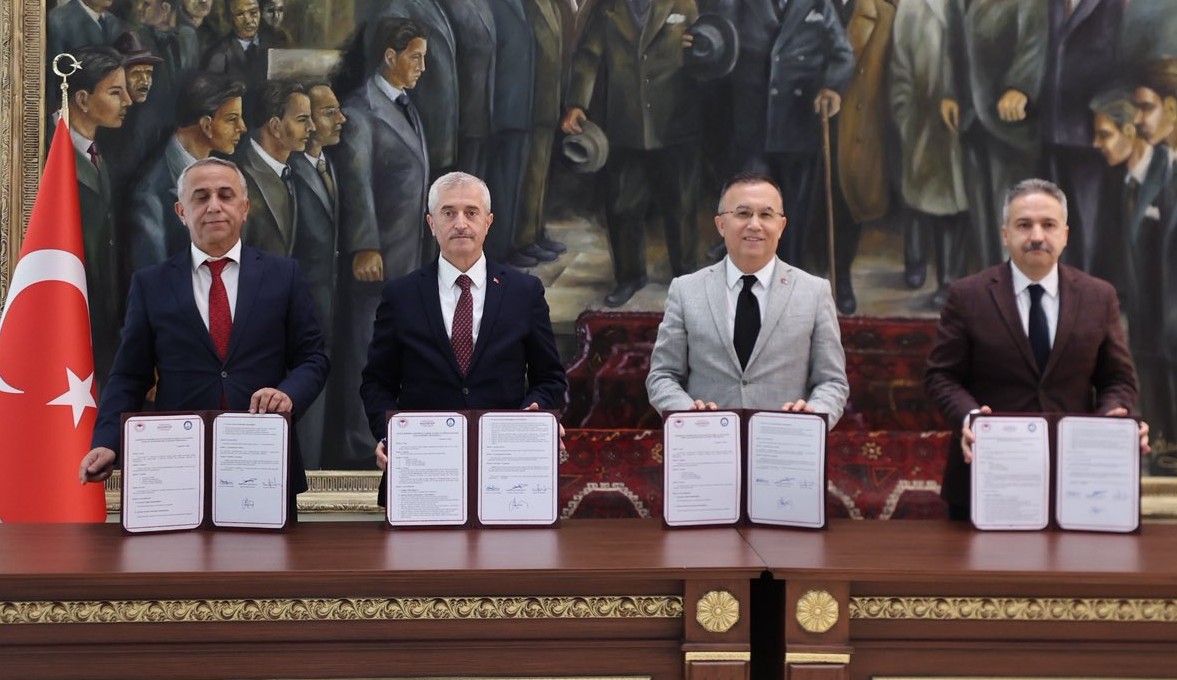 Şahinbey Belediyesi'nden Çiftçilere Fide Desteği