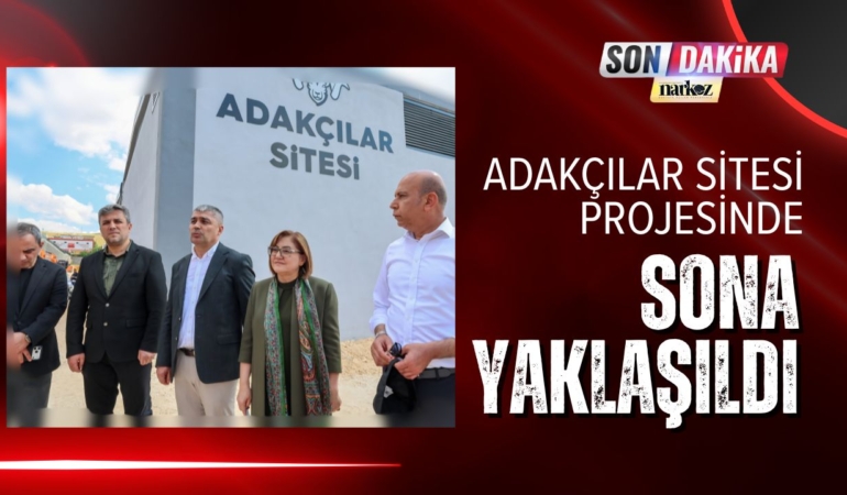 Başkan Şahin, Gazi Konut Tarafından Yapılan Yeni Adakçılar Sitesi'ni İnceledi