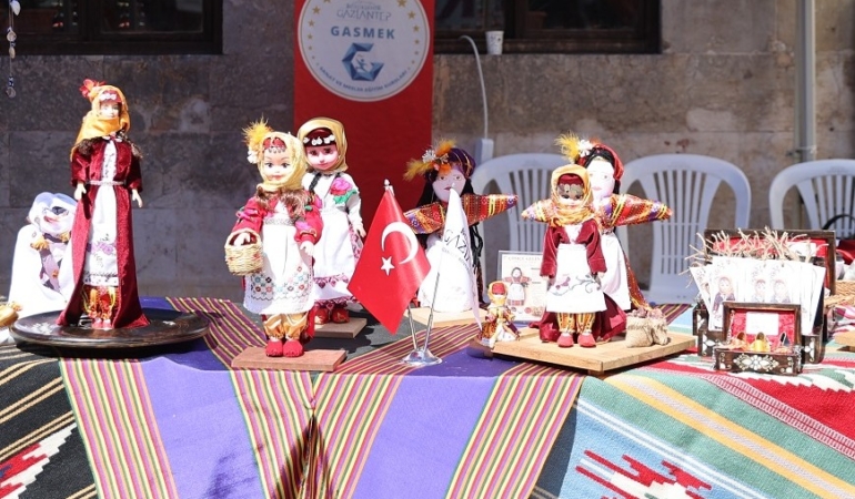 EZOGELİN YÖRESEL BEBEK ÇALIŞTAYI GAZİANTEP’TE BAŞLADI (1)