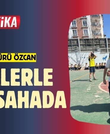 Emniyet Müdürü Özcan, Miniklerle Aynı Sahada