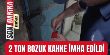 Şehitkamil’de Halk Sağlığını Tehdit Eden İşletmeye Geçit Yok 2 Ton Bozuk Kahke İmha Edildi