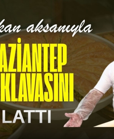 Amerikan aksanıyla Gaziantep baklavasını anlattı, sosyal medyayı salladı
