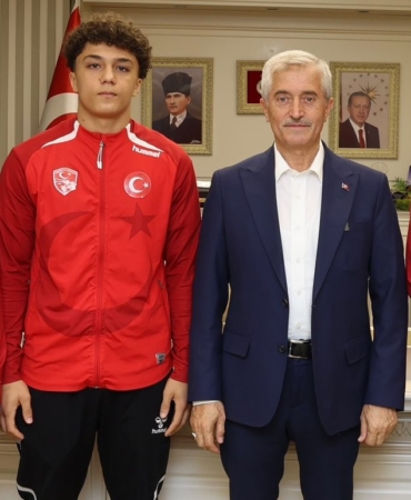 Şahinbeyli Güreşçiler Balkan Şampiyonası Yolunda