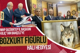MHP Gaziantep İl Başkanı Kılıç’tan Bahçeli’ye Bozkurt Figürlü Halı Hediyesi